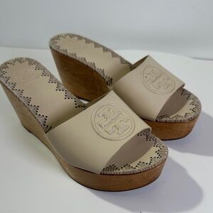 Tory Burch patty wedge SZ 7M